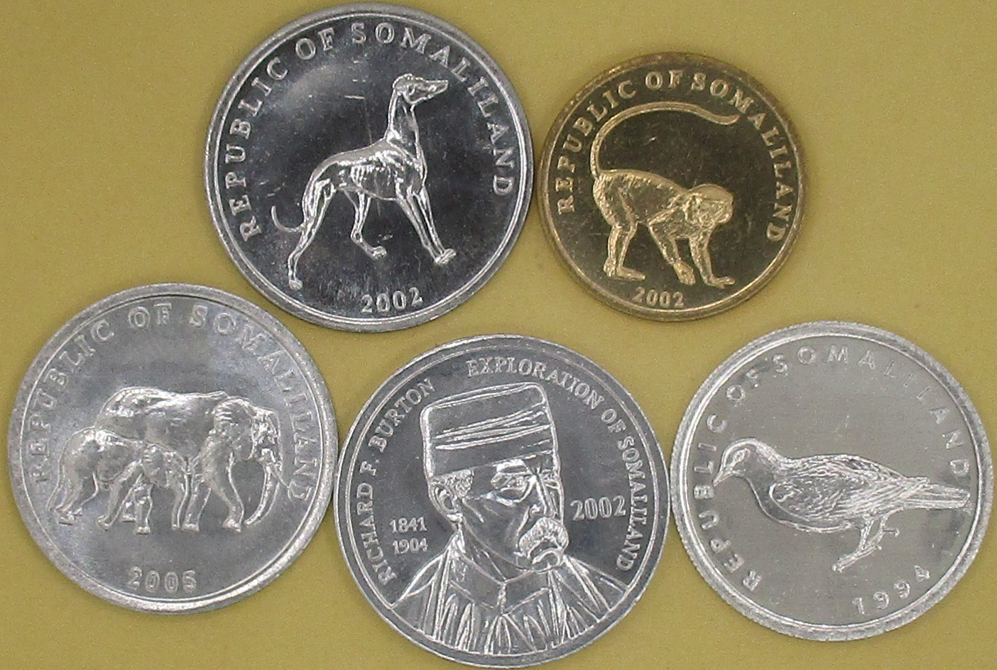 Zdjęcie do Zestaw 5 monet 1 do 20 szylingów 1994 do 2005