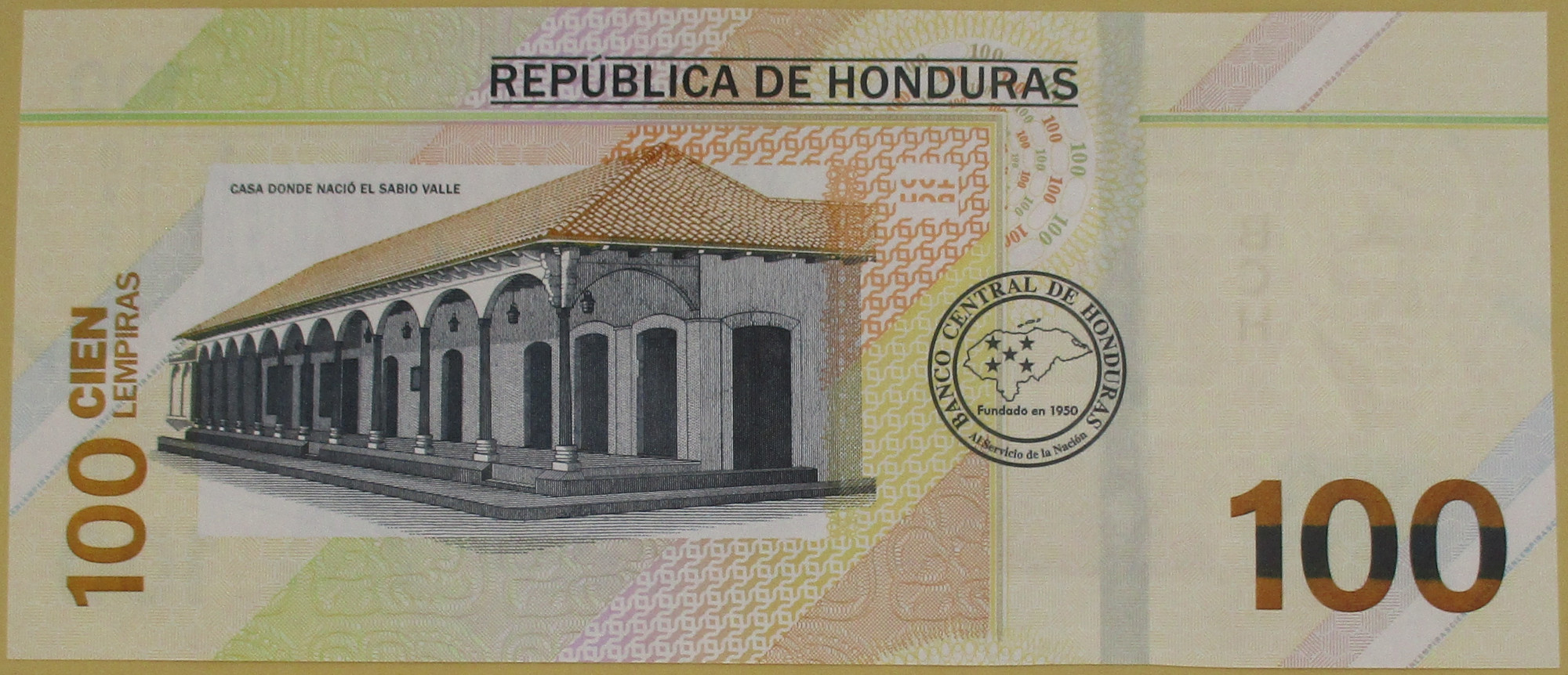 Zdjęcie do Banknot 100 lempiras