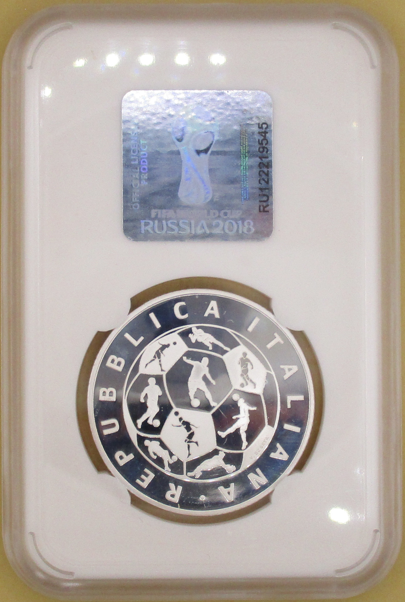 Zdjęcie do FIFA Soccer World Cup 2018 10 euro w slabie